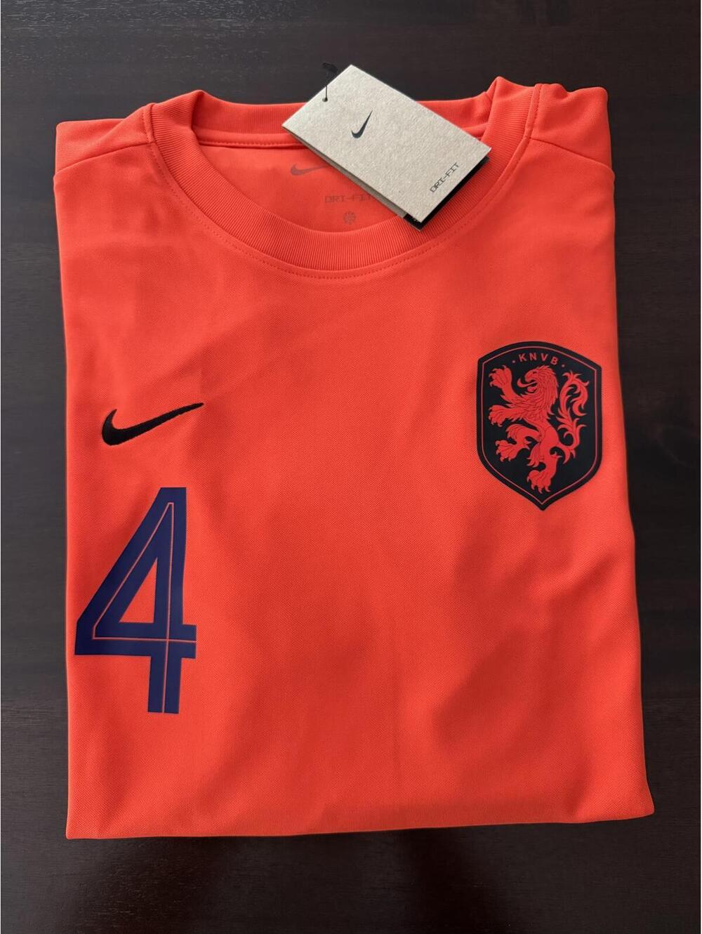 WOMEN SLIM FIT Virgil van Dijk #4 Nike Netherlands Jersey S - Picture 3 of 6